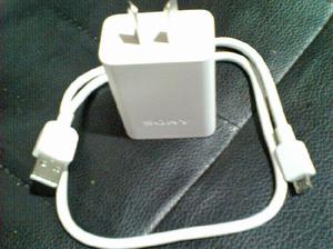 Vendo Fuente de alimentacion USB original SONY, cable usb