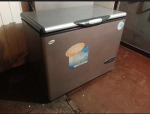 Vendo freezer 300Ltr