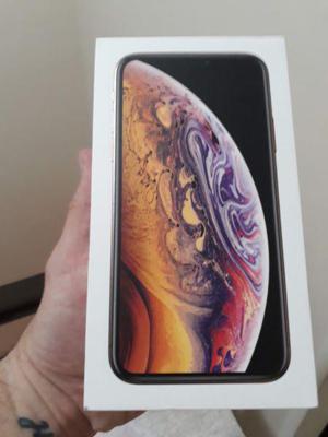 iPhone XS dorado de 64gb en caja completo