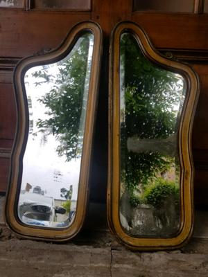Antiguo par de espejos