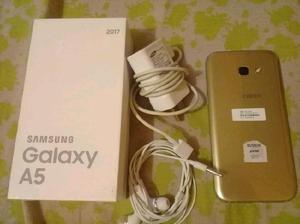 Samsung Galaxy A5 2017 con caja y accesorios