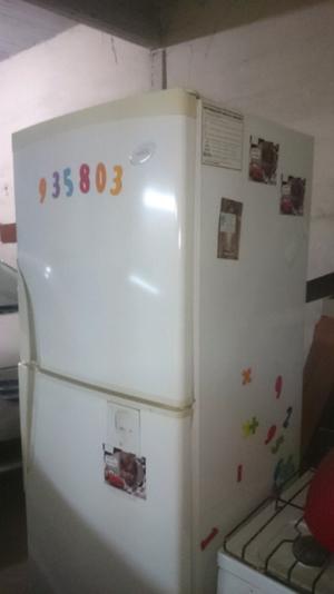 Vendo heladera con freezer GAFA 380 litros