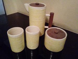 Juego de café de cerámica rústico