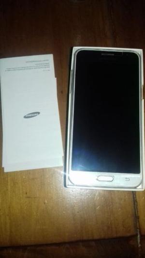 SAMSUNG J3 6 USADO