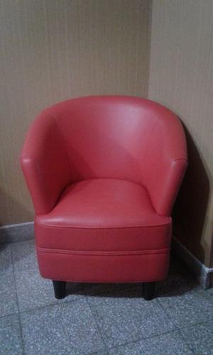 Sillón cuerina rojo impecable