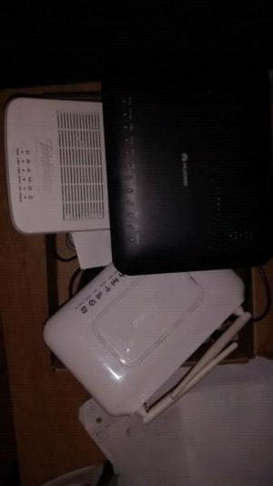 Tres modems Huawei y telefoniva