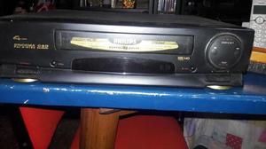 Video Grabador / Reproductor VHS Marca Philips -