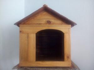 >Casita para perro pequeño. Barnizada y protegida. Cucha<