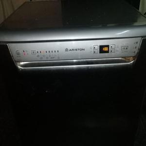 Lavavajillas Ariston Lff825