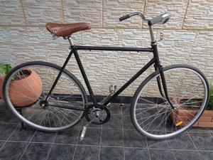 Vendo bicicleta impecable, muy poco uso.