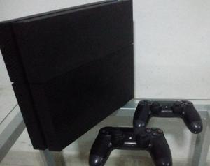 Consola PS4 1Tb 2 Joysticks 3 Juegos