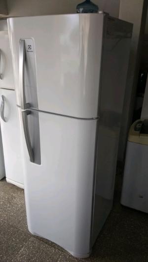 Heladera Electrolux DF 35 - Con Freezer No Frost 280 Litros