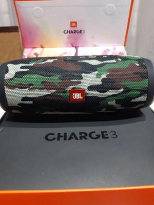 JBL charge 3 camuflado. Impecable.