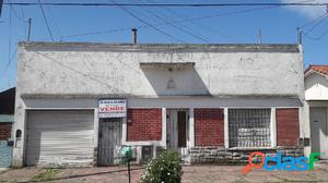 VENTA 2 VIVIENDAS MAS LOCAL PARA RECICLAR O DEMOLER