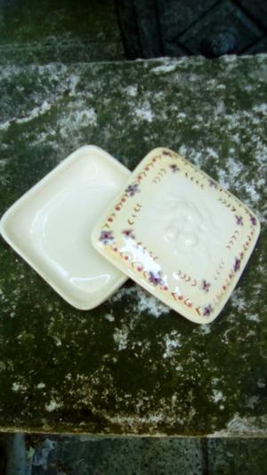 Alhajero de cerámica 10cm x 10 cm