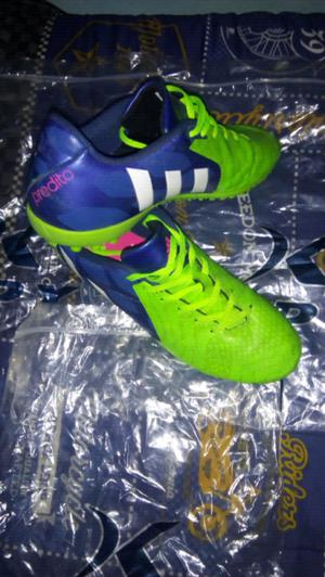 Botines F 5 Adidas