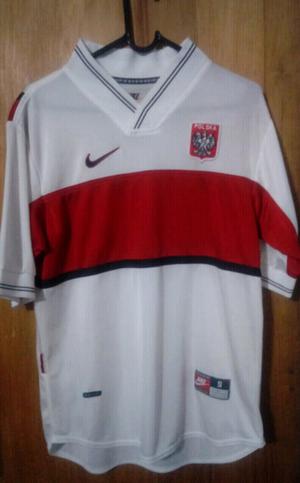 Camiseta marca adidas seleccion de Polonia decada del 90