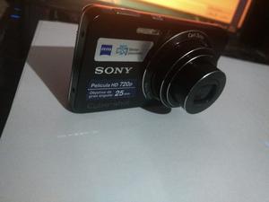 Impecable Cámara digital Sony 16.1Mp, bateria recargable,