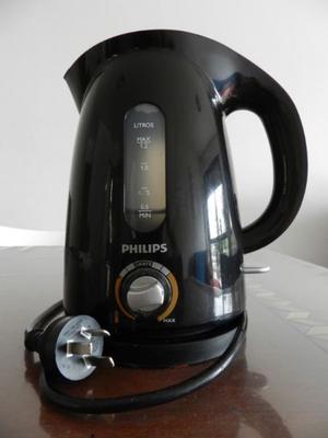 Pava eléctrica Philips 1,2 litros