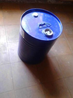 barril de chapa azul aprox 30 L 40 cm alto