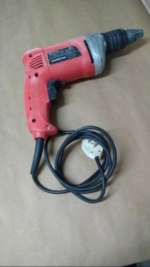 ATORNILADOR ELECTRICO DOWEN PAGIO  710W