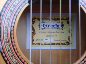 Guitarra Gracia niño con funda