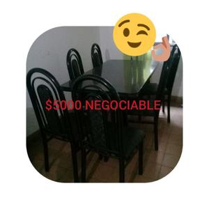 Juego de mesas con 6 sillas