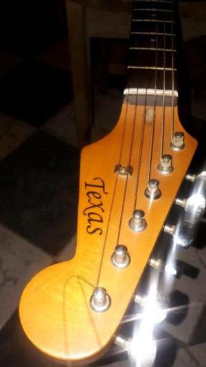 Guitarra electrica strato castel TEXAS..