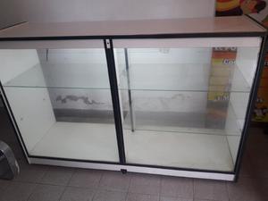 Líquido 2 muebles y carteles para negocio