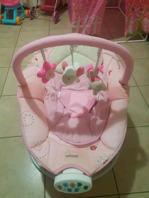 Mecedora infanti para bebe