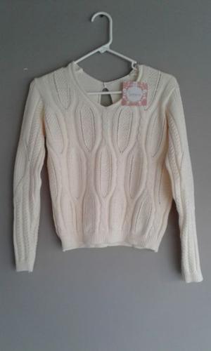 Sweater marca Simona (SIN USO)