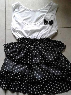 VENDO VESTIDO DE ALGODÓN Y GASA COMBINADO EN BLANCO Y