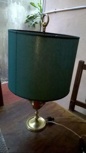 antigua lampara de mesa estilo ingles