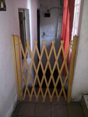 puerta protección para escalera