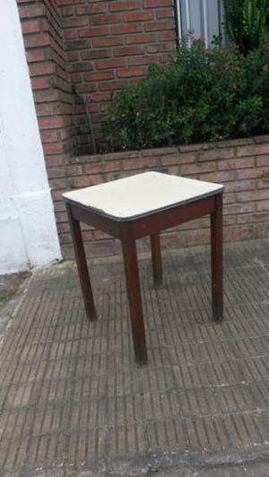 MESAS ESPECIALES PARA BAR