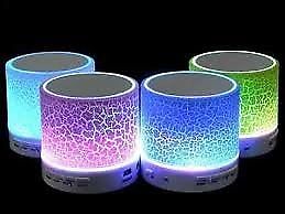 Mini parlantes con luces