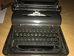 Máquina de escribir Royal Perfecto estado y funcionamiento