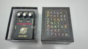 VENDO, pedal octavador con fuzz