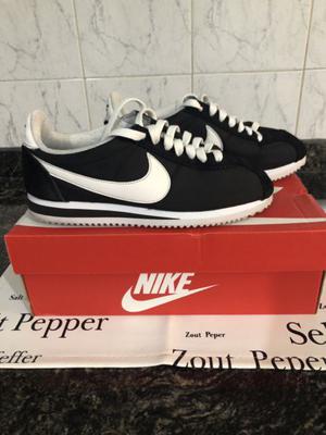 Zapatillas Nike Cortez Nylon Num 36