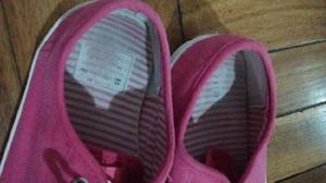 Zapatillas de niña fuxia