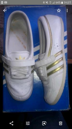 Zapatillas adidas originales