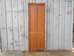 Antigua puerta tablero de madera cedro con marco (75x201cm)