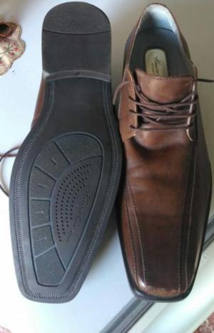 Zapatos importados de Caballero, talle 44/5, cuero sin uso