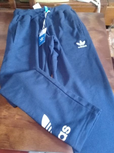 Joggin, Marca Adidas, azul, talle S