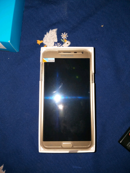 REGALO PARA NAVIDAD CELULAR SAMSUNG J4 NUEVO!!!!