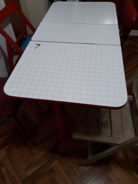 Vendo mesa desmontable