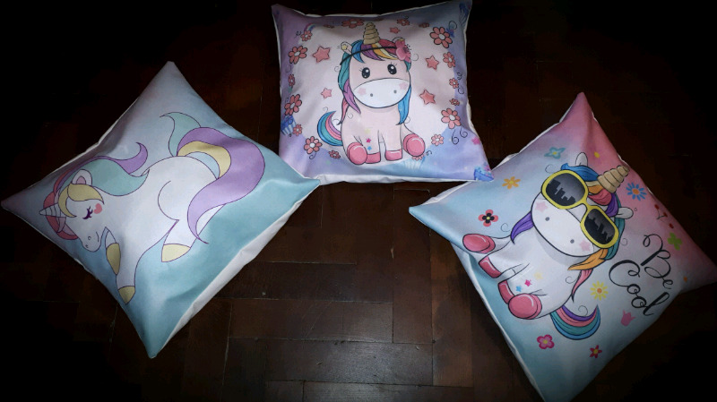 Almohadones Unicornios y Simones