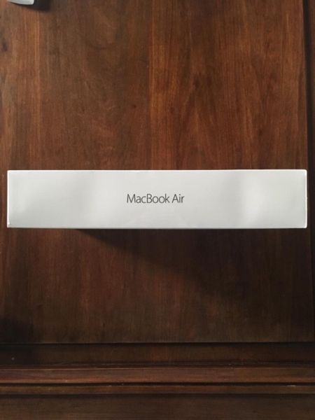 MacBook Air 13.3 i gb MDQ32CI/A NUEVA SELLADA