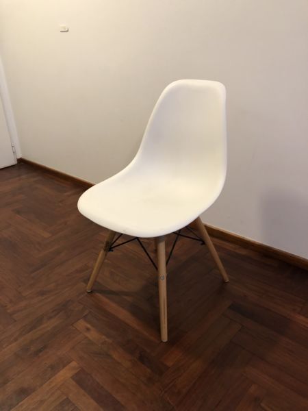 Sillas eames muy buen estado