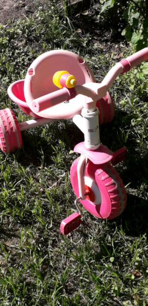 Triciclo de nena